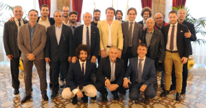 foto gruppo premiazione